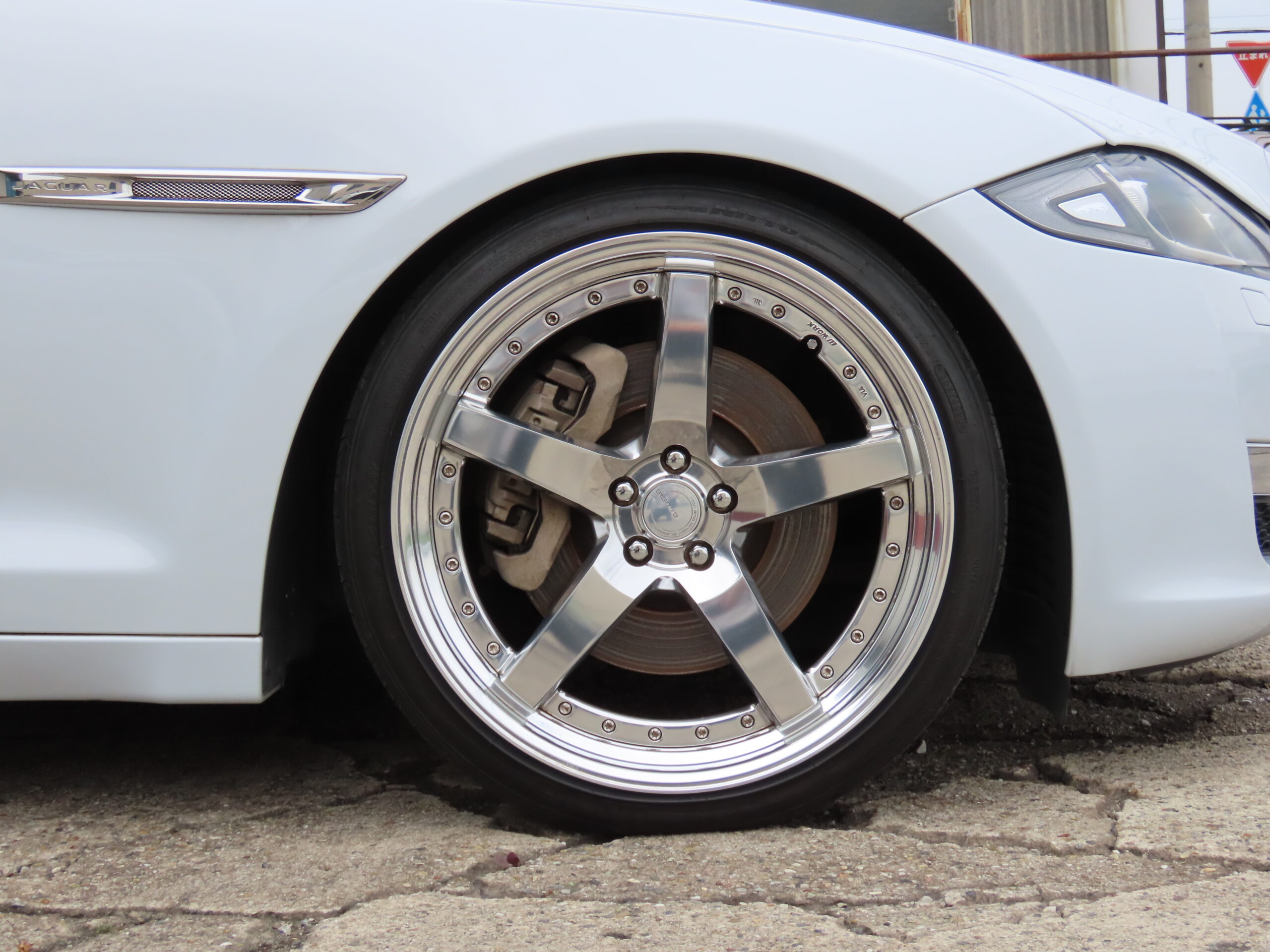 ワーク製21インチアルミホイール